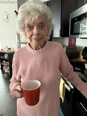 Lindahope1939 OnlyFans Leaked Free Thumbnail Picture - #HdkaJry5ZL