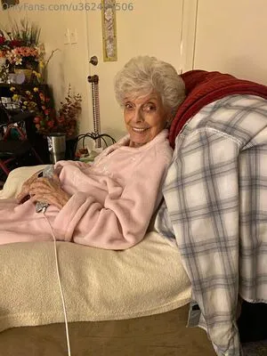 Lindahope1939 OnlyFans Leaked Free Thumbnail Picture - #SQyCu1oa2o