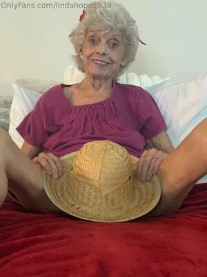Lindahope1939 OnlyFans Leaked Free Thumbnail Picture - #wlrYmPCE7l