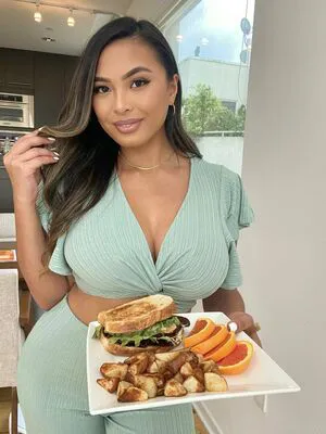 Lindavo OnlyFans Leaked Free Thumbnail Picture - #rjlgzF2EJO