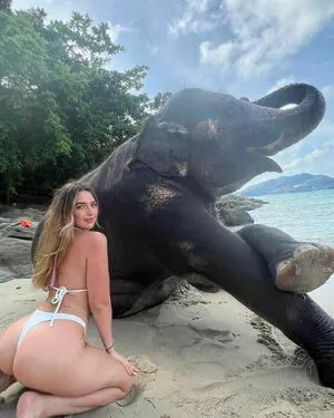 Lindsay OnlyFans Leaked Free Thumbnail Picture - #WE9nG8AJcc