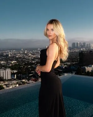 Lindsay Brewer OnlyFans Leaked Free Thumbnail Picture - #m6l0jxiQh8