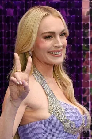 Lindsay Lohan OnlyFans Leaked Free Thumbnail Picture - #0LNT5SvPHz