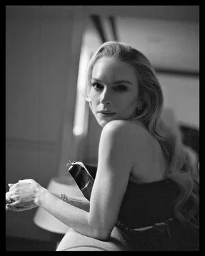 Lindsay Lohan OnlyFans Leaked Free Thumbnail Picture - #98BI96hlbk