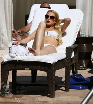 Lindsay Lohan OnlyFans Leaked Free Thumbnail Picture - #DSQNO3pdGm
