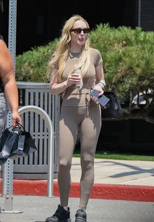 Lindsay Lohan OnlyFans Leaked Free Thumbnail Picture - #IZQ4kPRhKp