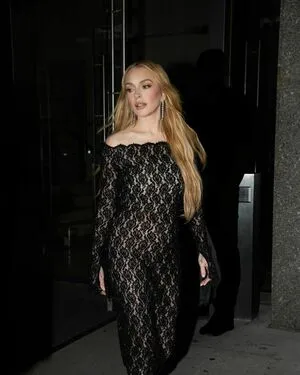 Lindsay Lohan OnlyFans Leaked Free Thumbnail Picture - #OSqGfsrllD