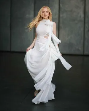 Lindsay Lohan OnlyFans Leaked Free Thumbnail Picture - #TUgrPMWdKH