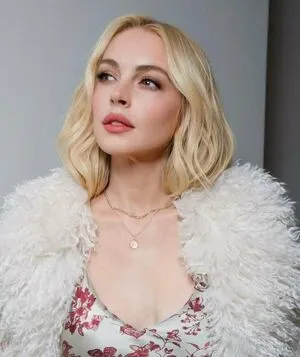 Lindsay Lohan OnlyFans Leaked Free Thumbnail Picture - #XabKjsHosP
