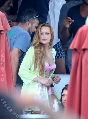 Lindsay Lohan OnlyFans Leaked Free Thumbnail Picture - #aizOJDx9EY