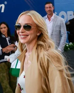 Lindsay Lohan OnlyFans Leaked Free Thumbnail Picture - #cif4RSzfSZ