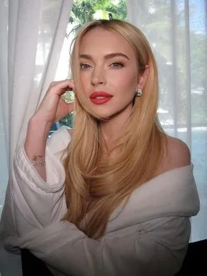 Lindsay Lohan OnlyFans Leaked Free Thumbnail Picture - #cquWHAm6FF