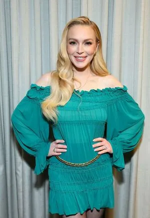 Lindsay Lohan OnlyFans Leaked Free Thumbnail Picture - #gq3lhb8u5x