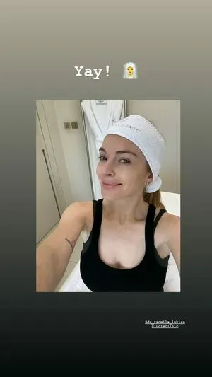 Lindsay Lohan OnlyFans Leaked Free Thumbnail Picture - #kc7zRPiPlv