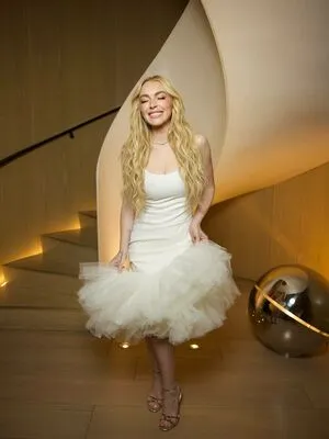 Lindsay Lohan OnlyFans Leaked Free Thumbnail Picture - #mSMOqQ5BDW