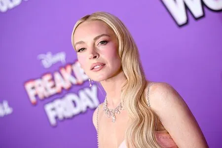Lindsay Lohan OnlyFans Leaked Free Thumbnail Picture - #xOBgP7bCRV
