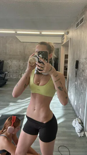 Lindsay Vrckovnik Linmick OnlyFans Leaked Free Thumbnail Picture - #Tx1Dsq6B85