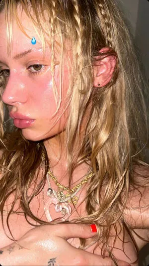 Lindsay Vrckovnik Linmick OnlyFans Leaked Free Thumbnail Picture - #XNdEx9j6Mw