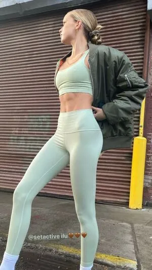 Lindsay Vrckovnik Linmick OnlyFans Leaked Free Thumbnail Picture - #kl1x2v04PM