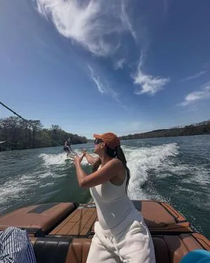 Lindsey Morgan OnlyFans Leaked Free Thumbnail Picture - #7Ph04FGG9v