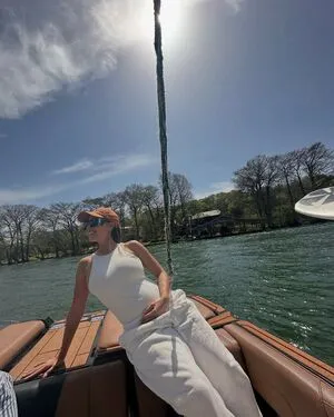 Lindsey Morgan OnlyFans Leaked Free Thumbnail Picture - #pfsbmJahxp