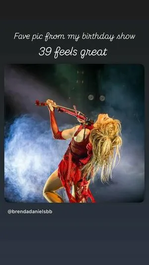 Lindsey Stirling OnlyFans Leaked Free Thumbnail Picture - #L269YwyYg0