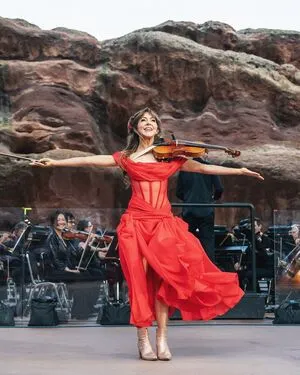 Lindsey Stirling OnlyFans Leaked Free Thumbnail Picture - #PigkvtIh4m