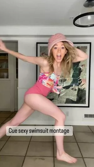 Lindsey Stirling OnlyFans Leaked Free Thumbnail Picture - #pfgeWwotU4