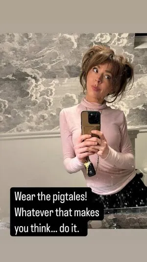 Lindsey Stirling OnlyFans Leaked Free Thumbnail Picture - #q07YgoxAdd