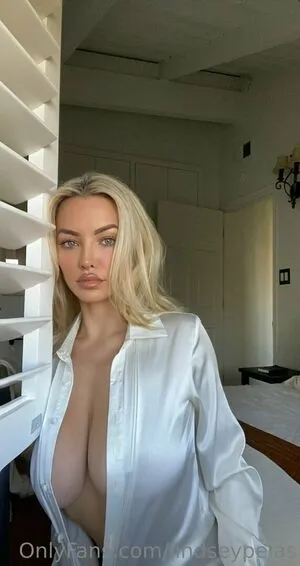 Lindseypelas OnlyFans Leaked Free Thumbnail Picture - #IfBthLmvOs