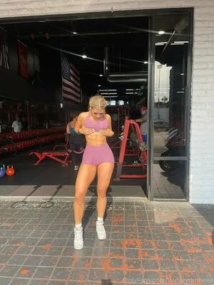 Lindseyrenneee OnlyFans Leaked Free Thumbnail Picture - #3WsvABheAV
