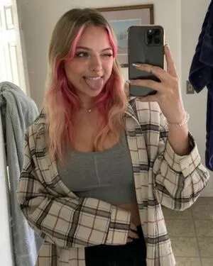Lindseyszn OnlyFans Leaked Free Thumbnail Picture - #0IPJI3PJe5