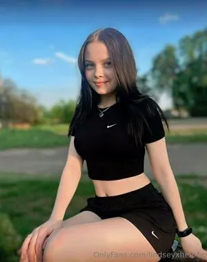 Lindseyxheartx OnlyFans Leaked Free Thumbnail Picture - #I3VkiEix5j