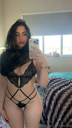 Lindslexie OnlyFans Leaked Free Thumbnail Picture - #nWAY0dc1BW
