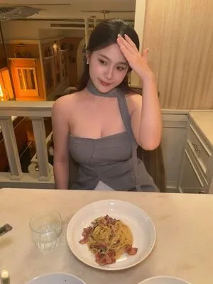 Ling 00 Ee OnlyFans Leaked Free Thumbnail Picture - #2zeZ48KEwU