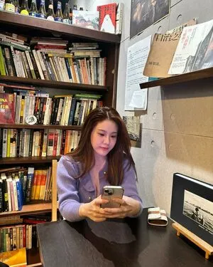 Ling 00 Ee OnlyFans Leaked Free Thumbnail Picture - #8zDUwjZ2vL