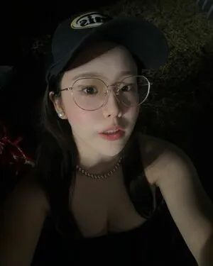 Ling 00 Ee OnlyFans Leaked Free Thumbnail Picture - #FJavH37bSC