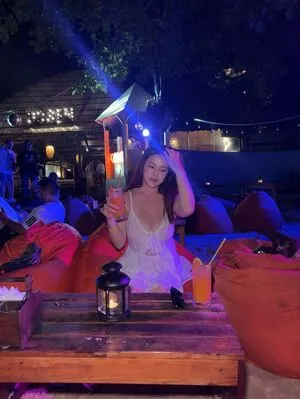 Ling 00 Ee OnlyFans Leaked Free Thumbnail Picture - #VYxcuCoaY1