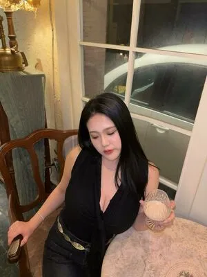 Ling 00 Ee OnlyFans Leaked Free Thumbnail Picture - #cqkR18yGIr