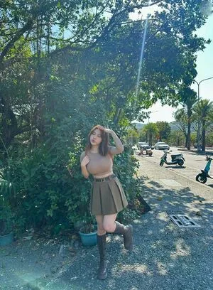 Ling 00 Ee OnlyFans Leaked Free Thumbnail Picture - #d28hK93Bsw