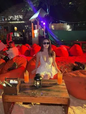 Ling 00 Ee OnlyFans Leaked Free Thumbnail Picture - #m24MyolOVn