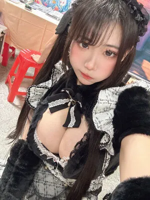 Ling Chen Qaws OnlyFans Leaked Free Thumbnail Picture - #EmwX8a6UgF