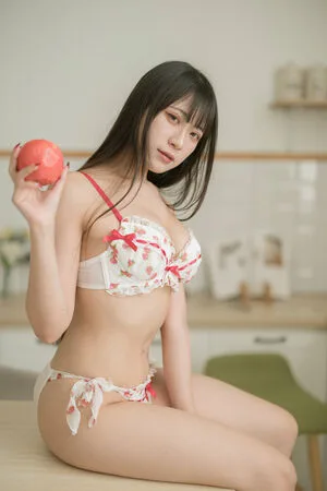 Ling Chen OnlyFans Leaked Free Thumbnail Picture - #2nMFYQW3H5