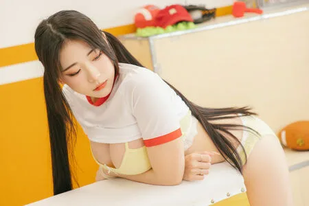 Ling Chen OnlyFans Leaked Free Thumbnail Picture - #zMFZmIiNNa