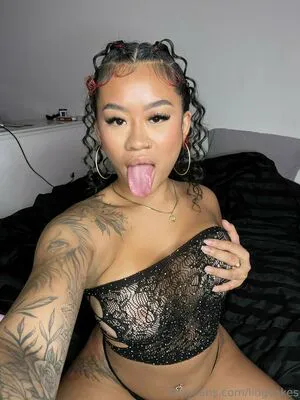 Lingcakes OnlyFans Leaked Free Thumbnail Picture - #gELtbo1KUz