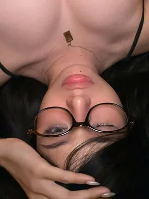 Lingdfg OnlyFans Leaked Free Thumbnail Picture - #tI5ut0o40z