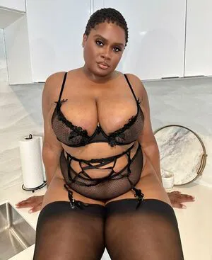 Lingerieloungefree OnlyFans Leaked Free Thumbnail Picture - #T3DurylxDk