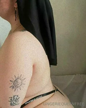 Lingeriequeenfree OnlyFans Leaked Free Thumbnail Picture - #1jgarjZljI