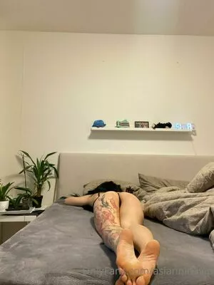 Lingxiaoyuxxx OnlyFans Leaked Free Thumbnail Picture - #CNgno4XLXu