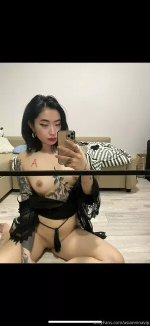 Lingxiaoyuxxx OnlyFans Leaked Free Thumbnail Picture - #YLKNSwX169